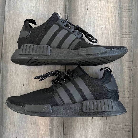 Adidas NMD R1 - Picture 1 of 6